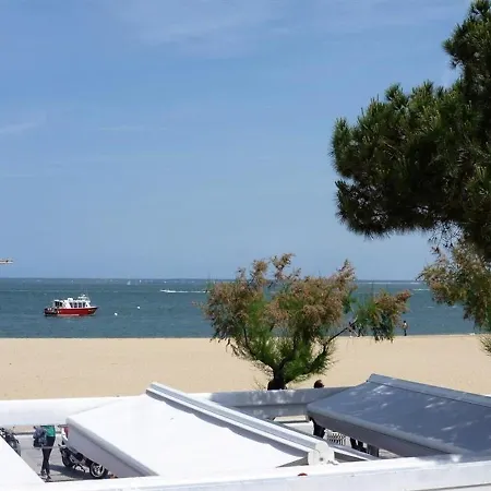 Centre, Tout A Pied - Vue Bassin - T3 Avec Parking Securise